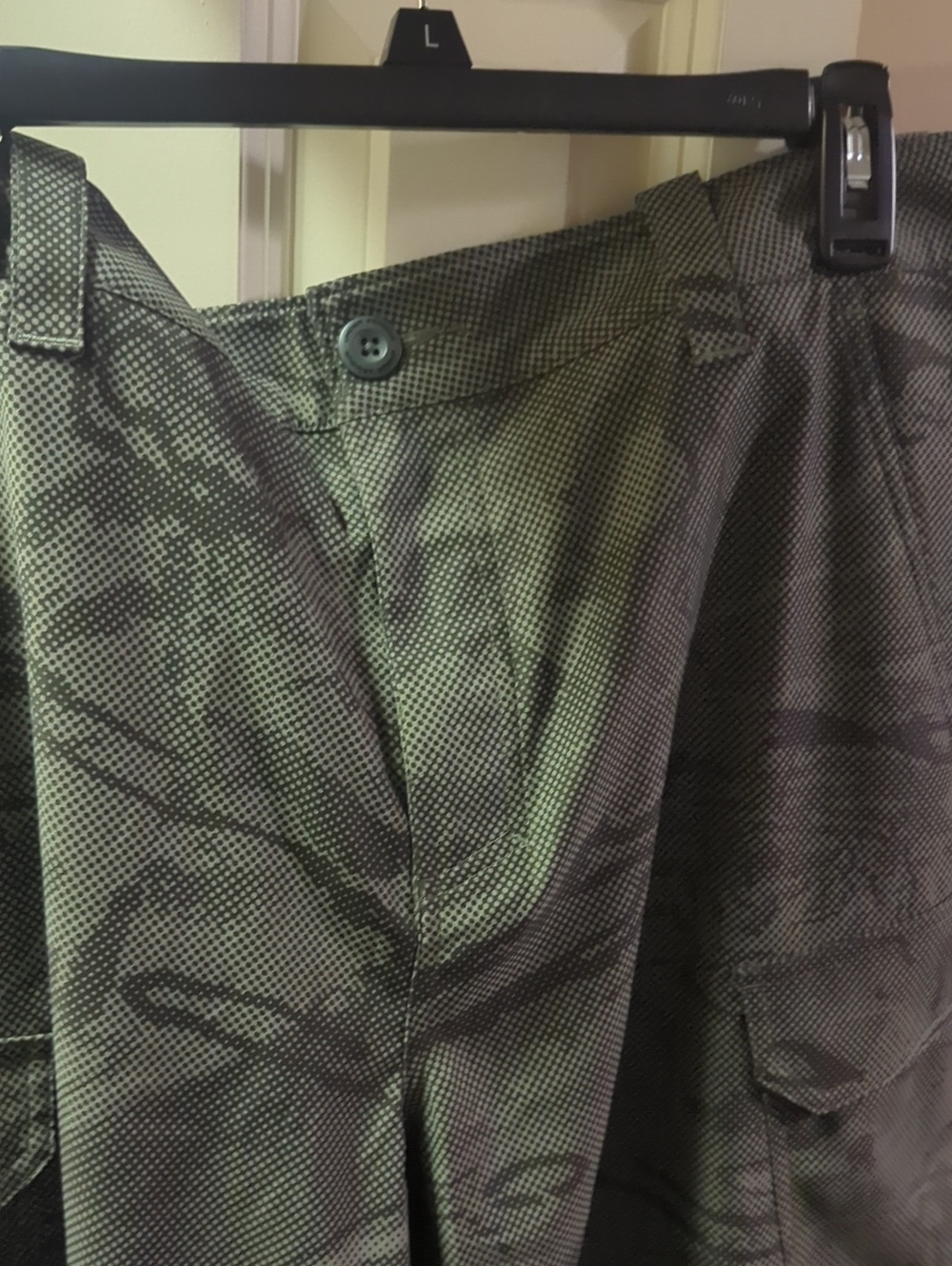 Men's Olive Green Cargo Shorts